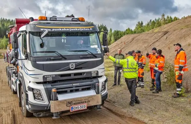 460 Volvo Training